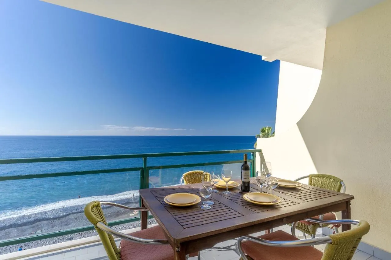 La Ocean View Apartment contacts